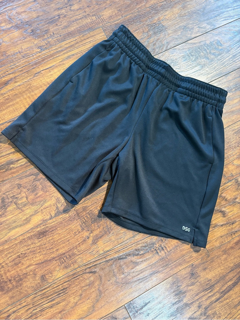 DSG men’s size S black pull on athletic shorts